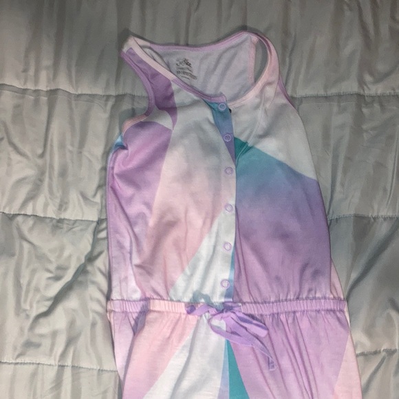 It’s small - Picture 1 of 1